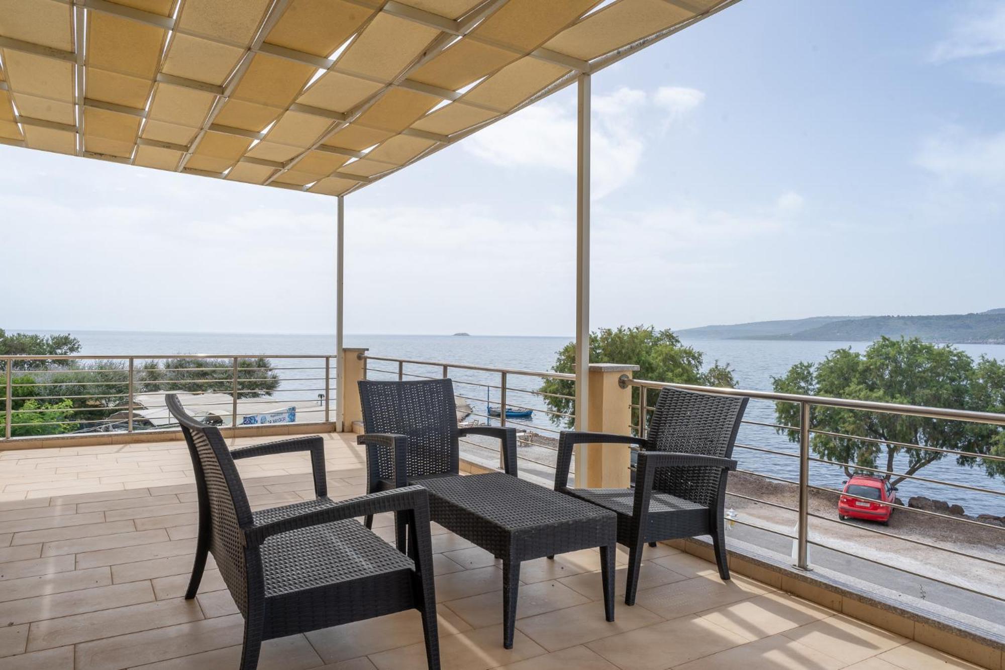 Palaiologou Panorama Apartments Mantamádos エクステリア 写真