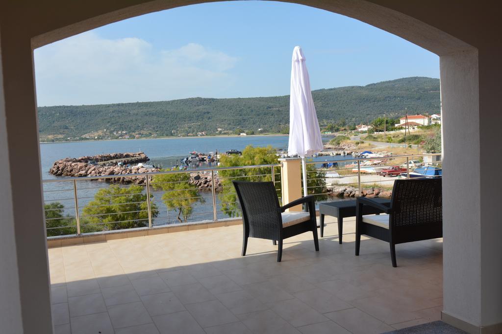 Palaiologou Panorama Apartments Mantamádos エクステリア 写真